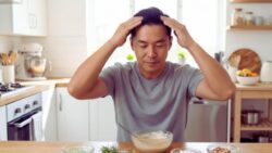 Natural Home Treatments That Strengthen Hair Roots and Reduce Hair Fall Over Time Naturally