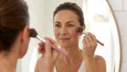 Blush Placement Method Subtly Reshapes Facial Appearance After Age 30